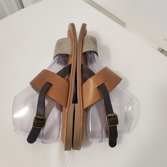 Fat Face Lyla Double Strap Buckle Close Leather Sandals Size 41, US 9/9.5 casual - Picture 12 of 15